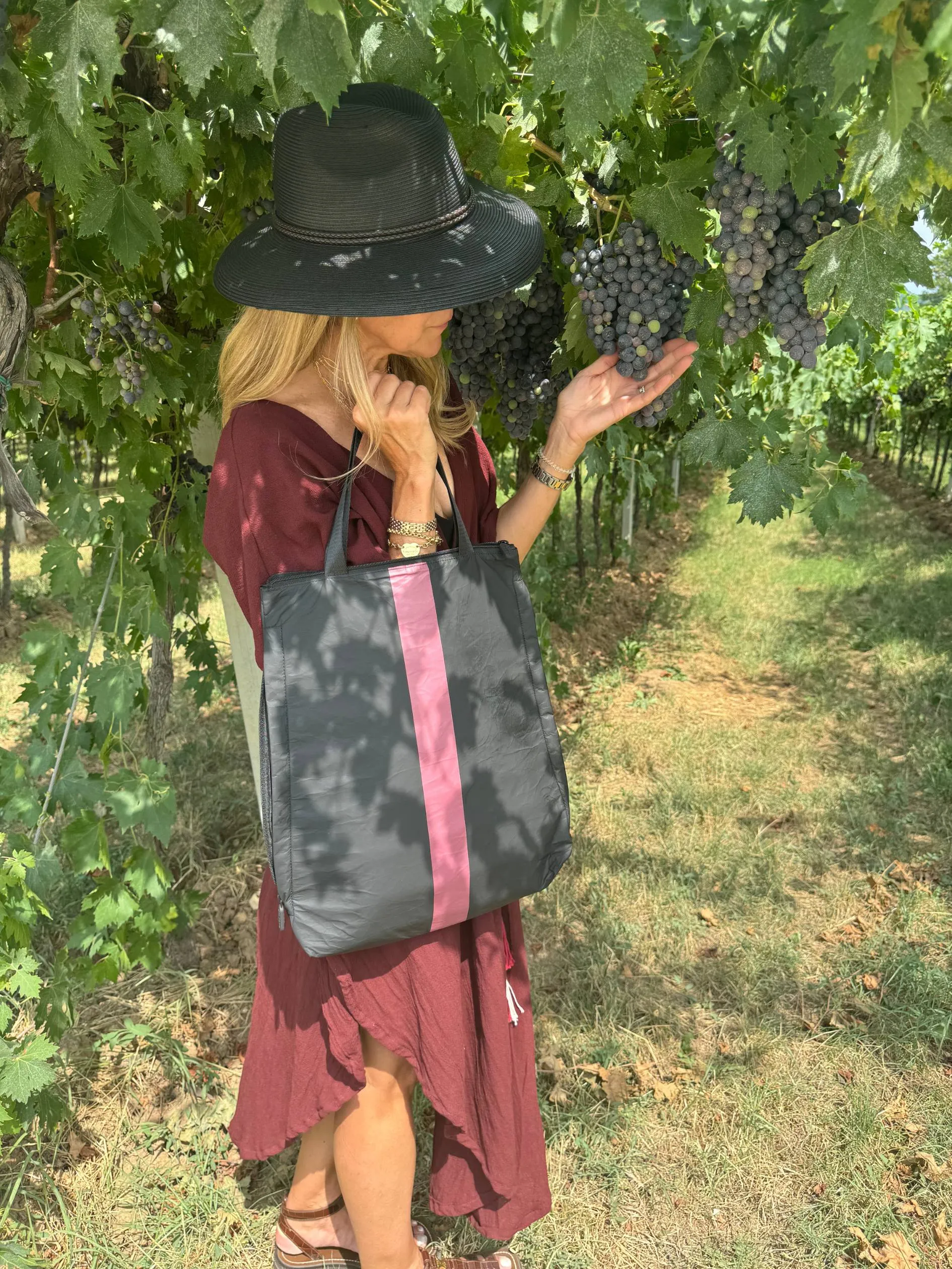 Padded Wine Tote - Black with Burgundy Stripe